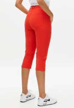 Chie Comfort Capri, Flame Scarlet