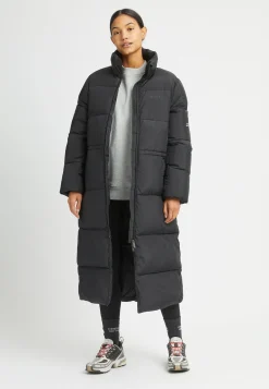 Pebble Drawstring Coat, Black